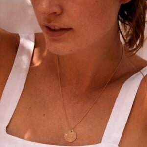 MEVECCO Constellation Disc Coin Necklace 18K Gold Plated Dainty 12 Constellation Personalized Pendant Necklace Gifts MEVECCO Constellation Disc Coin Necklace 18K Gold Plated Dainty 12 Constellation Personalized Pendant Necklace Gifts