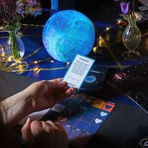 Talking Tables Zodiac Board Game Star Sign for Astrology Gifts for Her, Horoscopes Lovers, Gen Z, Teenagers, 13+